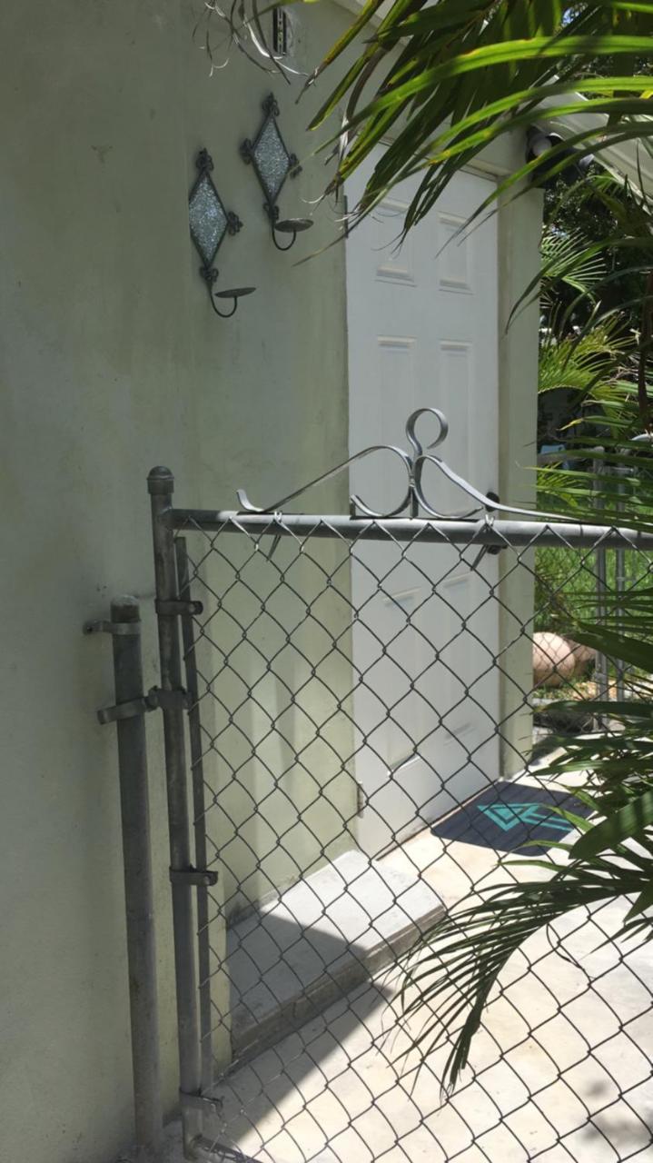 Miami Private Guest House Miami Springs Екстериор снимка